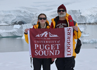 John Lindquist ‘95, P’26 and daughter Chloe Lindquist ‘26 in Antarctica
