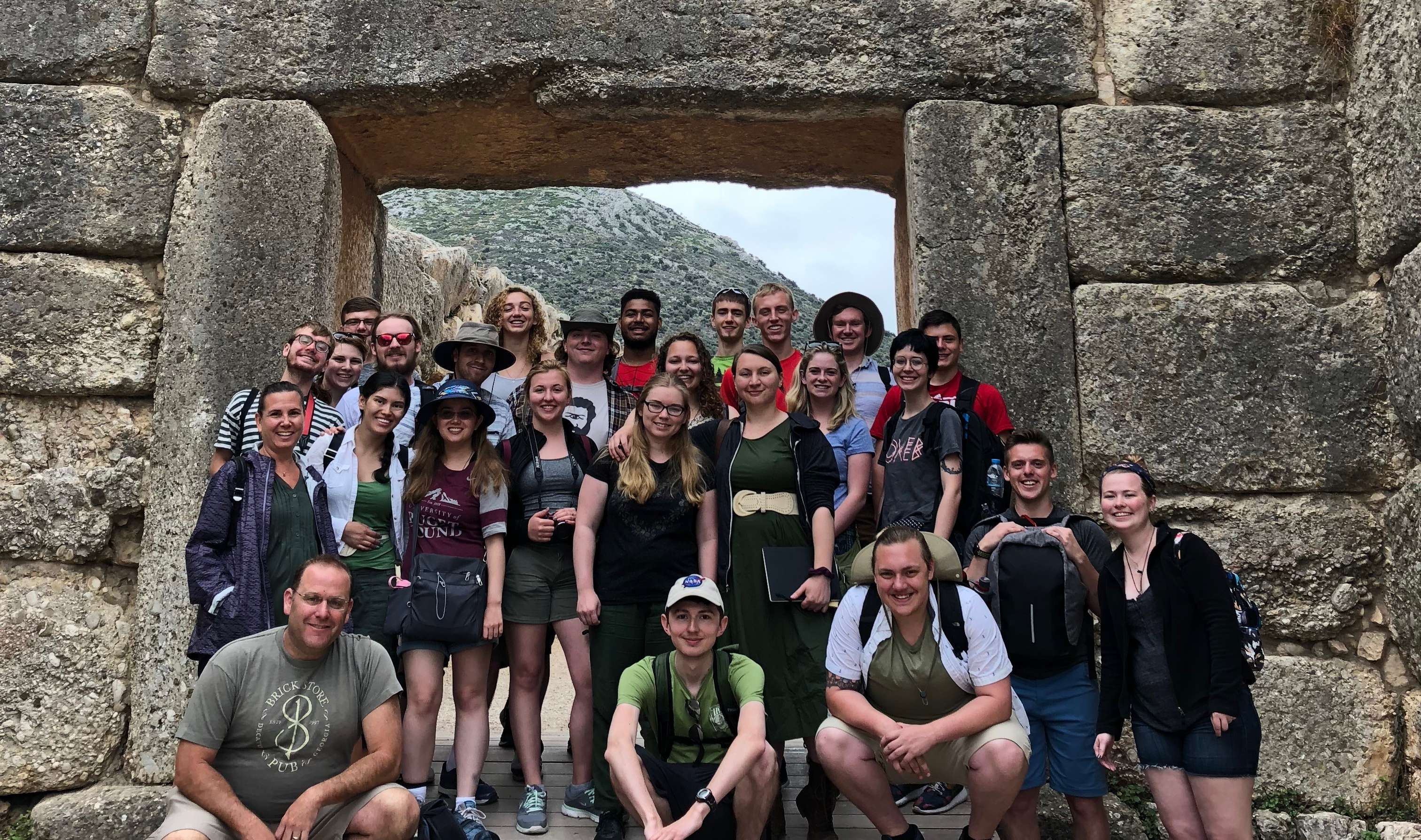 Students travel to Greece