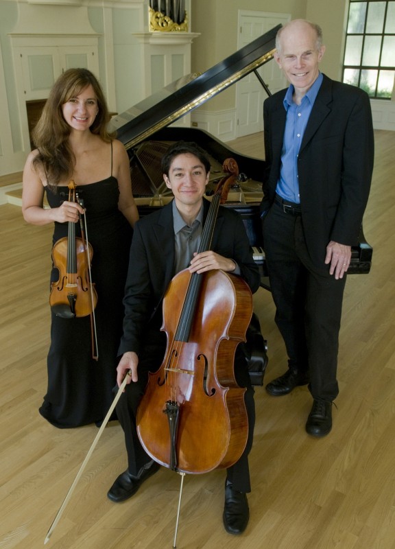 lrg_piano-trio-msampendrequirodhulbert-oct-10-2.jpg