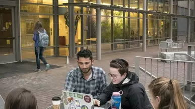 lrg_students-in-courtyard-sml.jpg