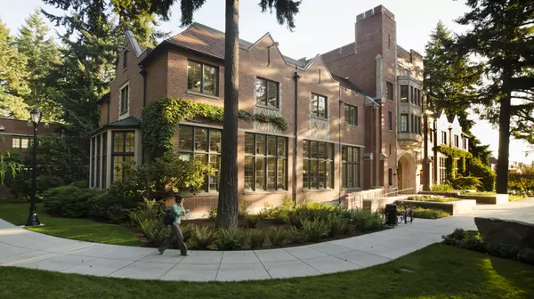 Collins Memorial Library