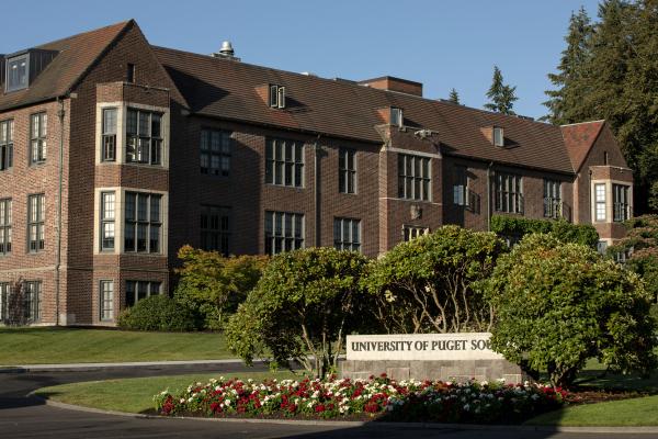 Howarth Hall and University of Puget Sound sign.