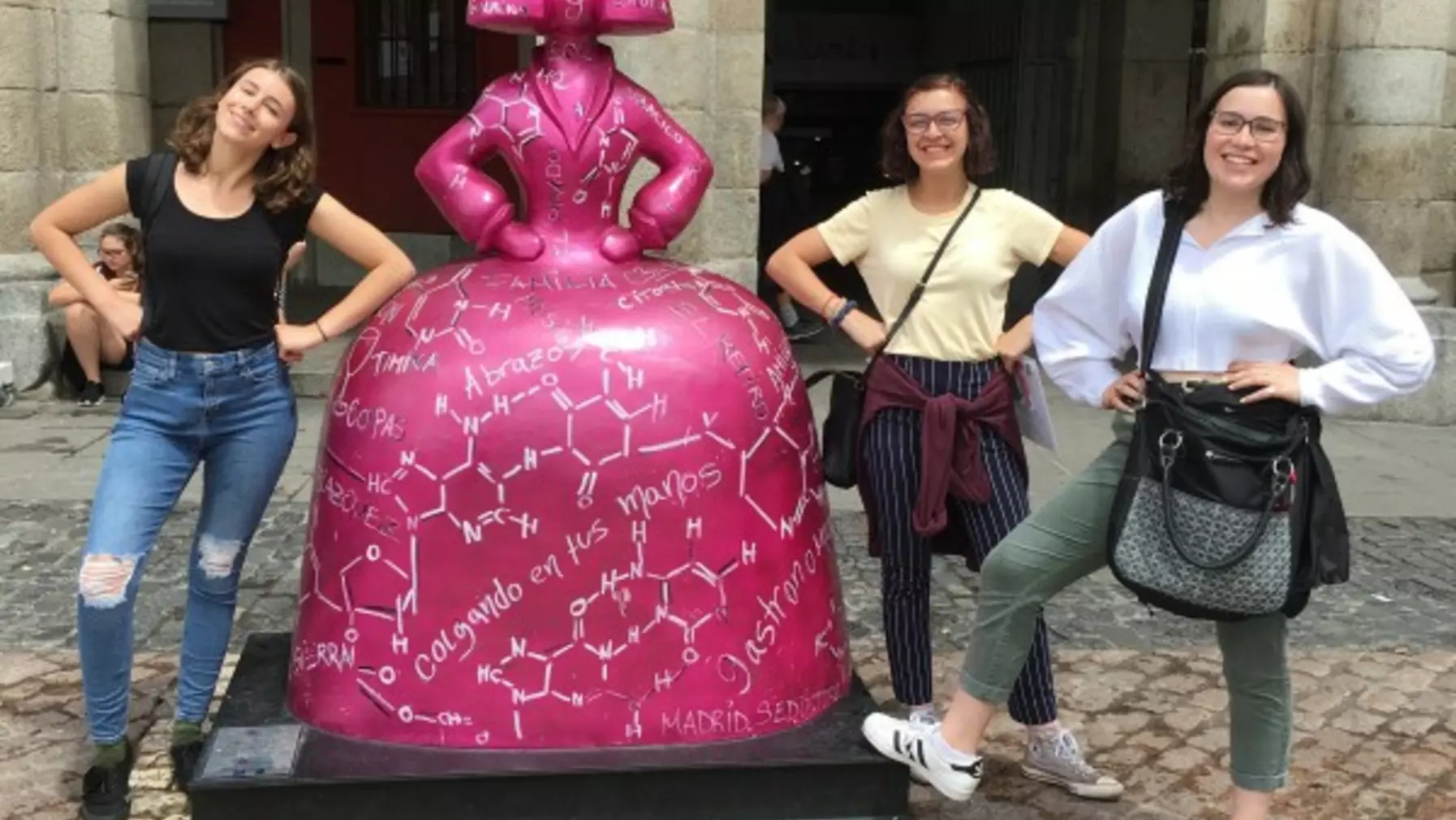 Brynn Witter '19, Amanda Melin '20, and Martina Worden '20 in Madrid.