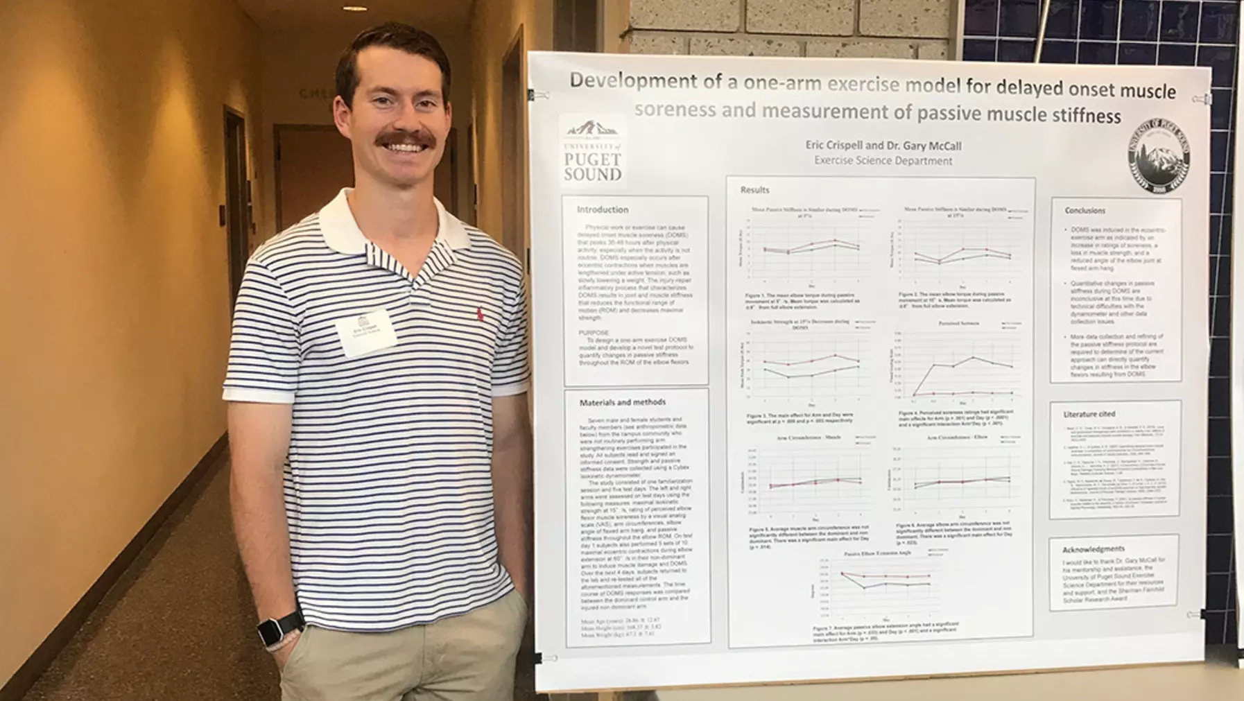 Eric Crispell '17 presents his summer research project.